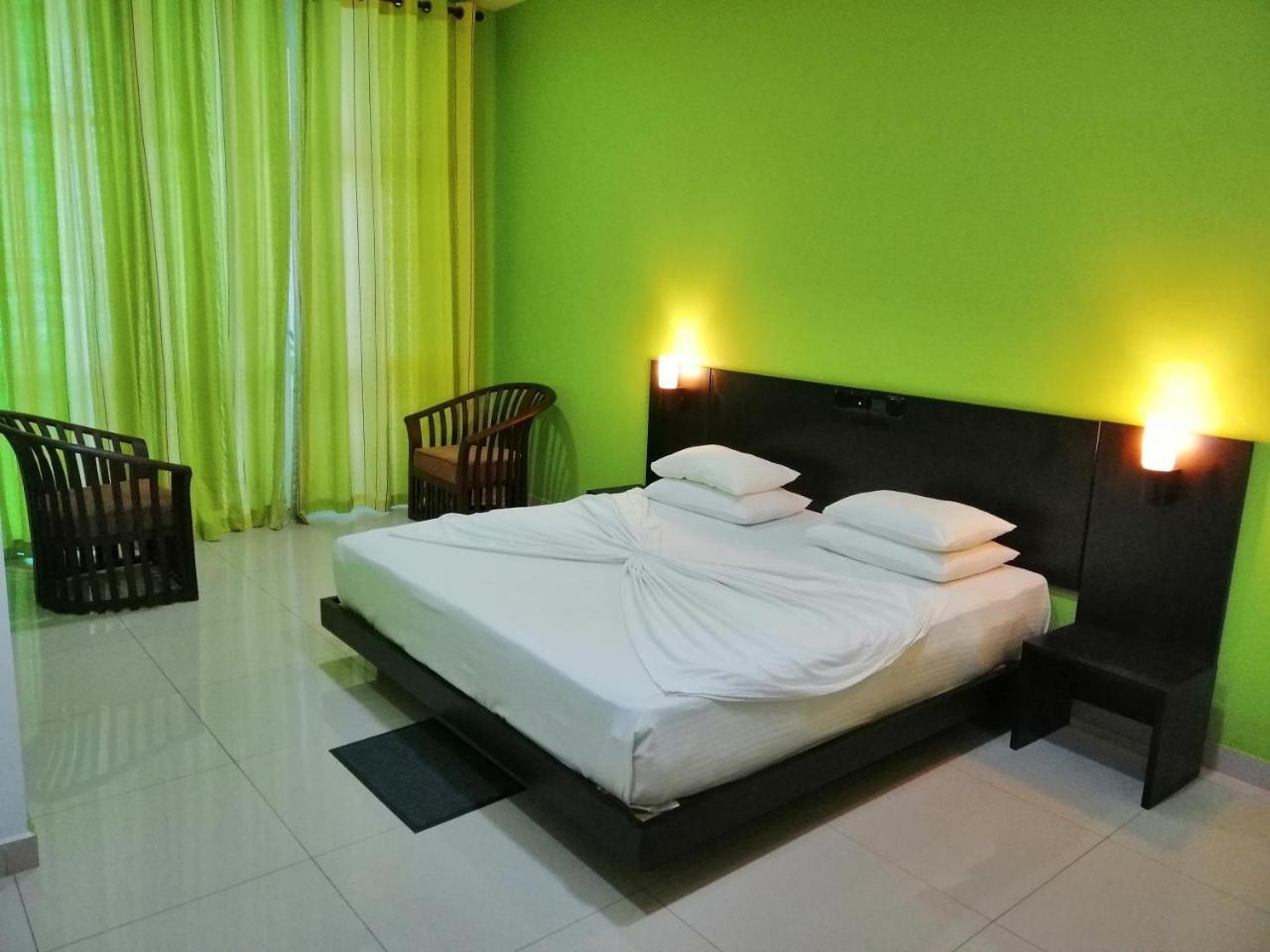 Mars Hotel تانجالي المظهر الخارجي الصورة